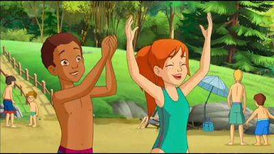 Zoe Parker, Sarah Parker & Beth Smith 30 vlcsnap 2019 03 22 14h34m11s735