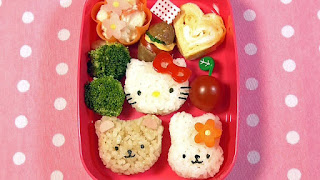 キティ弁当（キャラ弁）