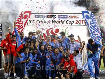 The champions celebrate with the World Cup trophy, India v Sri Lanka, final, World Cup 2011, Mumbai, April 2, 2011