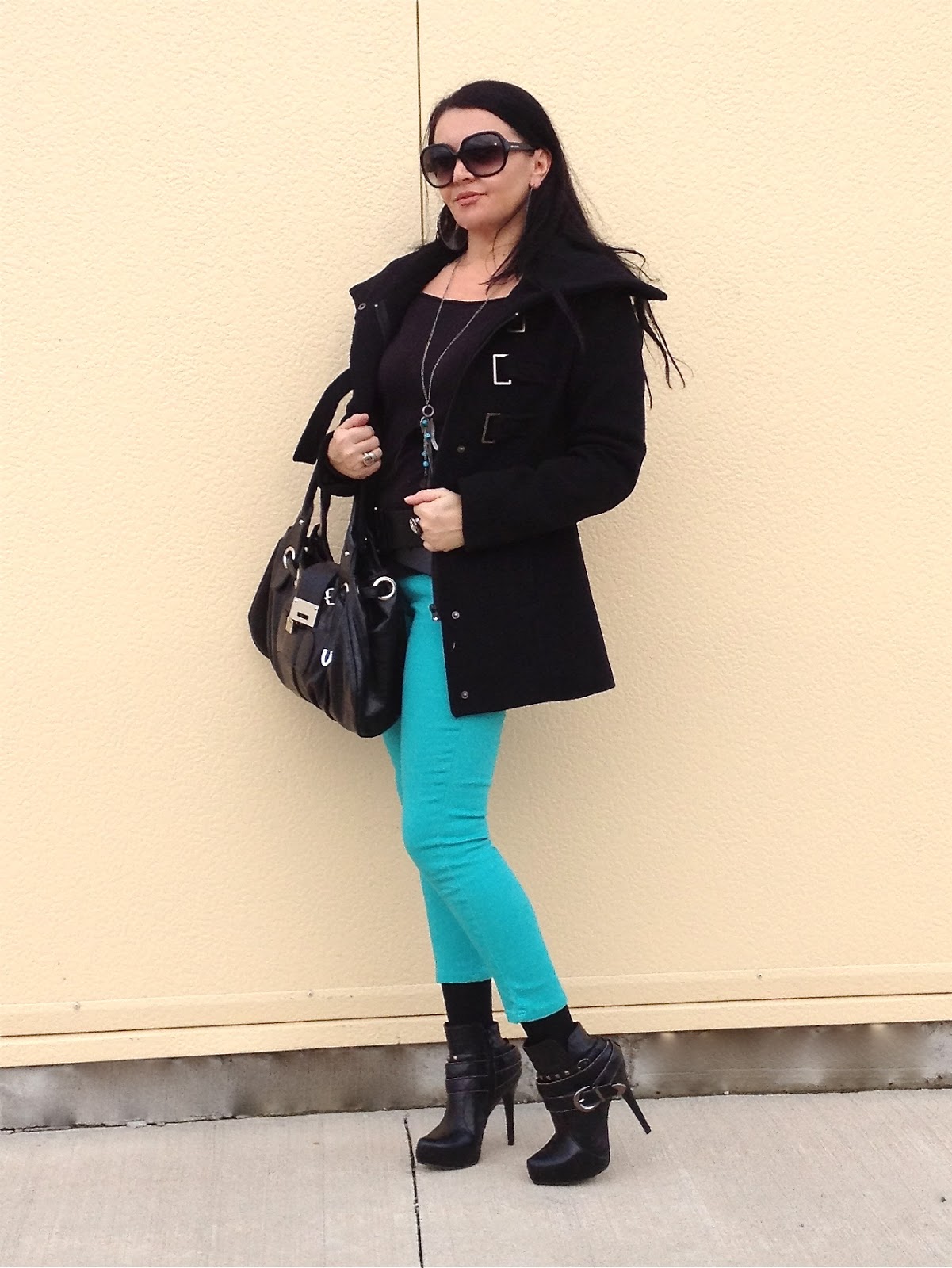 GlamorChic HOW TO WEAR SKINNY PANTS, OR LEGGINGS FOR WINTER.