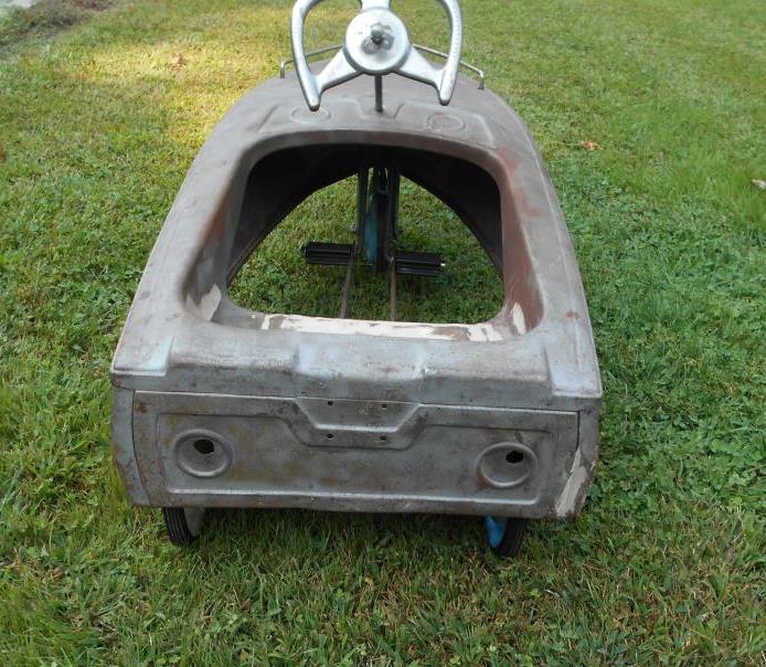 Log Cabin Antiques & Gifts Rare Atkins Barracuda Pedal Boat by Murray