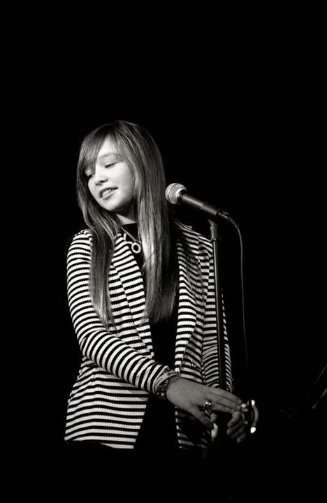 retnoprwnngsh: Connie Talbot at Charity Event February 2014 (new photos)