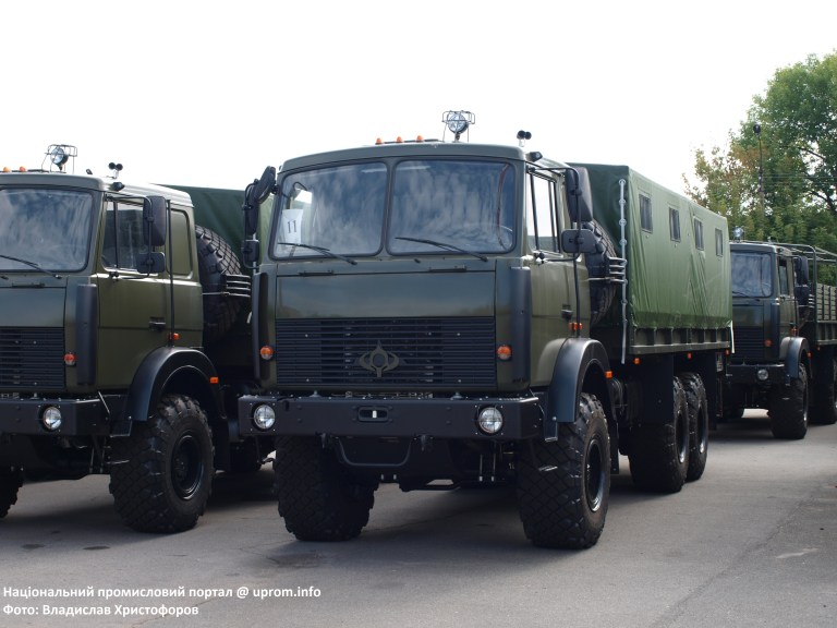 «Богдан» готує нову партію вантажівок до передачі ЗСУ