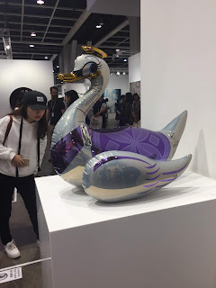 Jeff Koons, Swan (Inflatable), 2011-15 on view at Art Basel Hong Kong Jeff Koons, Swan (Inflatable), 2011-15