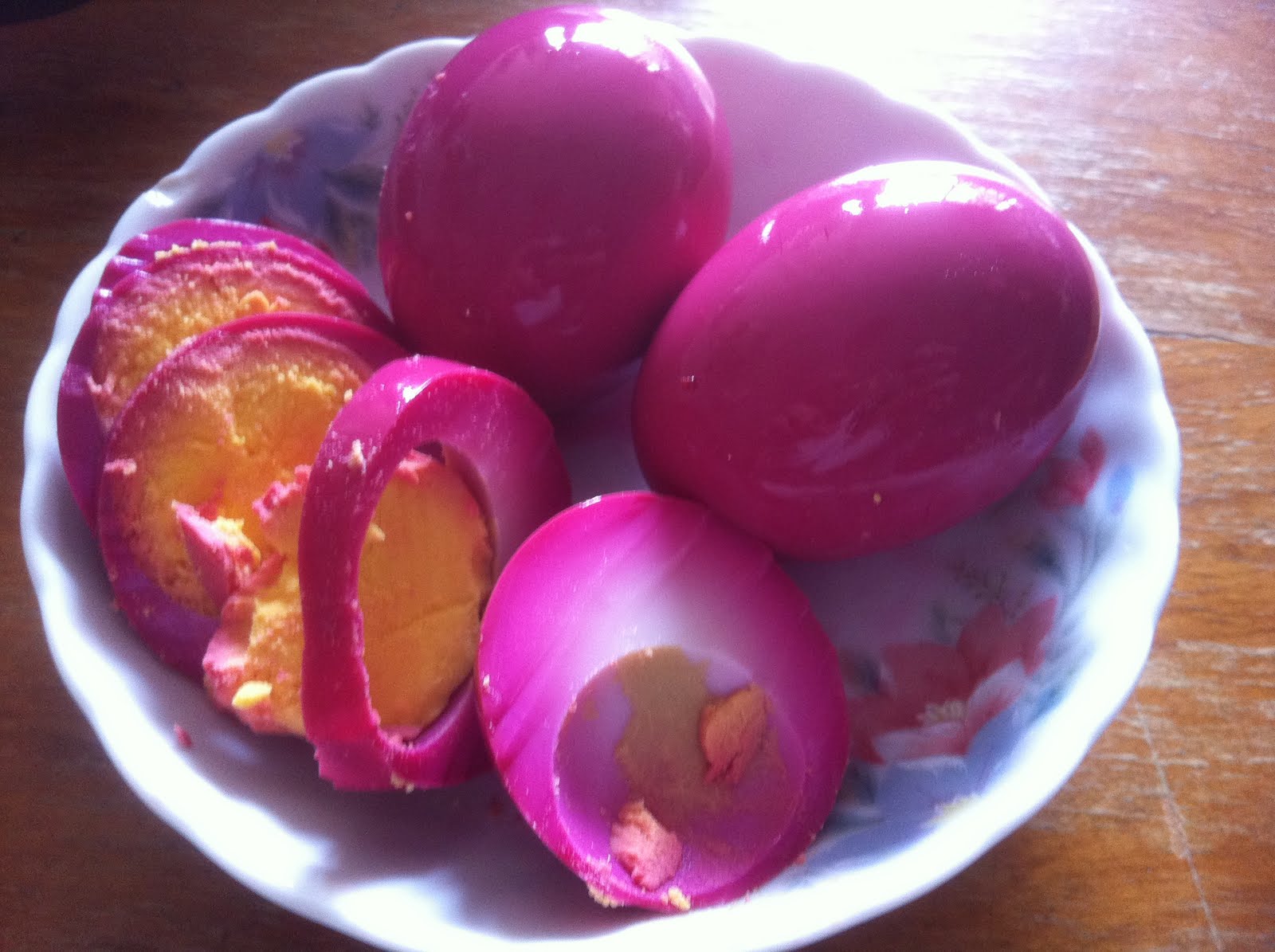 FeNfEn Cafe★★ Beetroot Egg