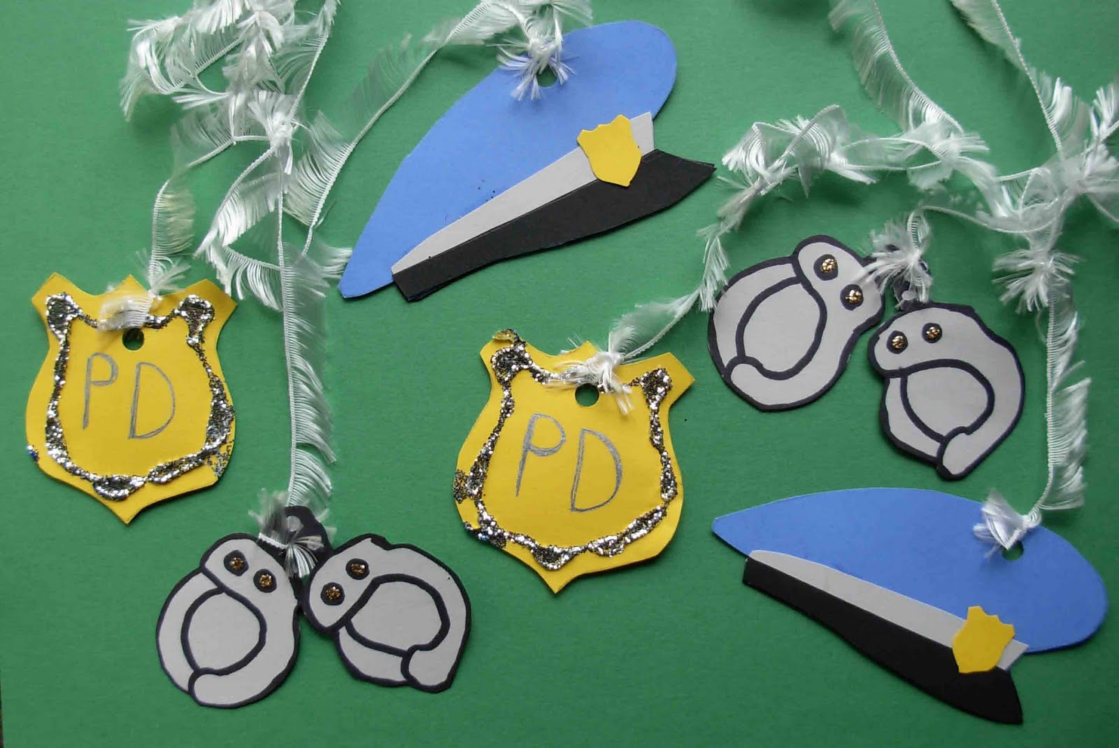 crack-of-dawn-crafts-police-party-decorations-printables