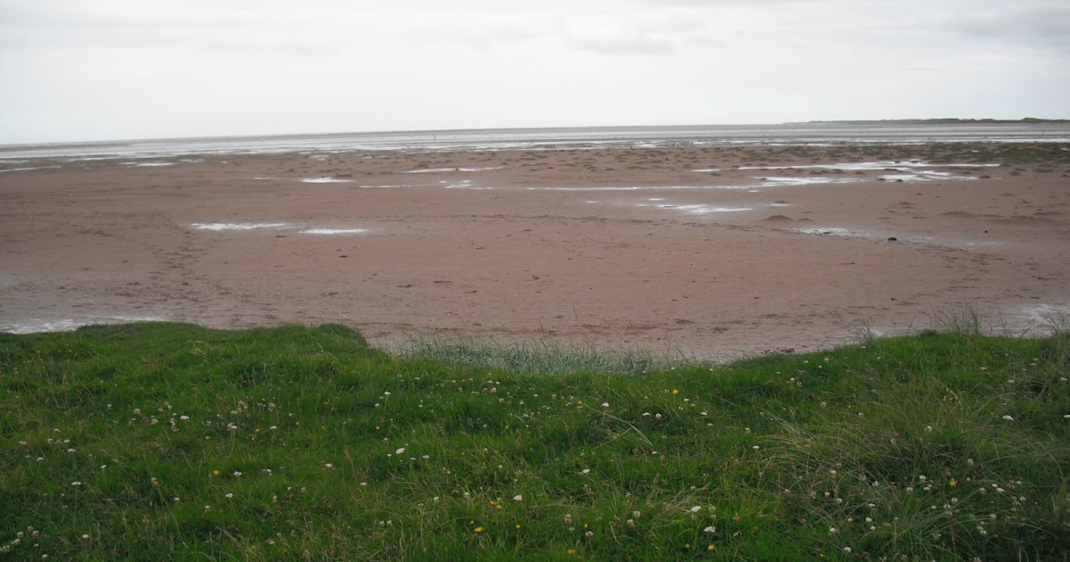 Walking the English coast the easy way! Walk 76 Holy Island to
