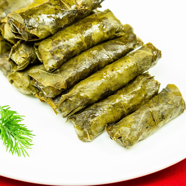 Stuffed beef in grape leaves (Armenian Recipe) Let's Eat