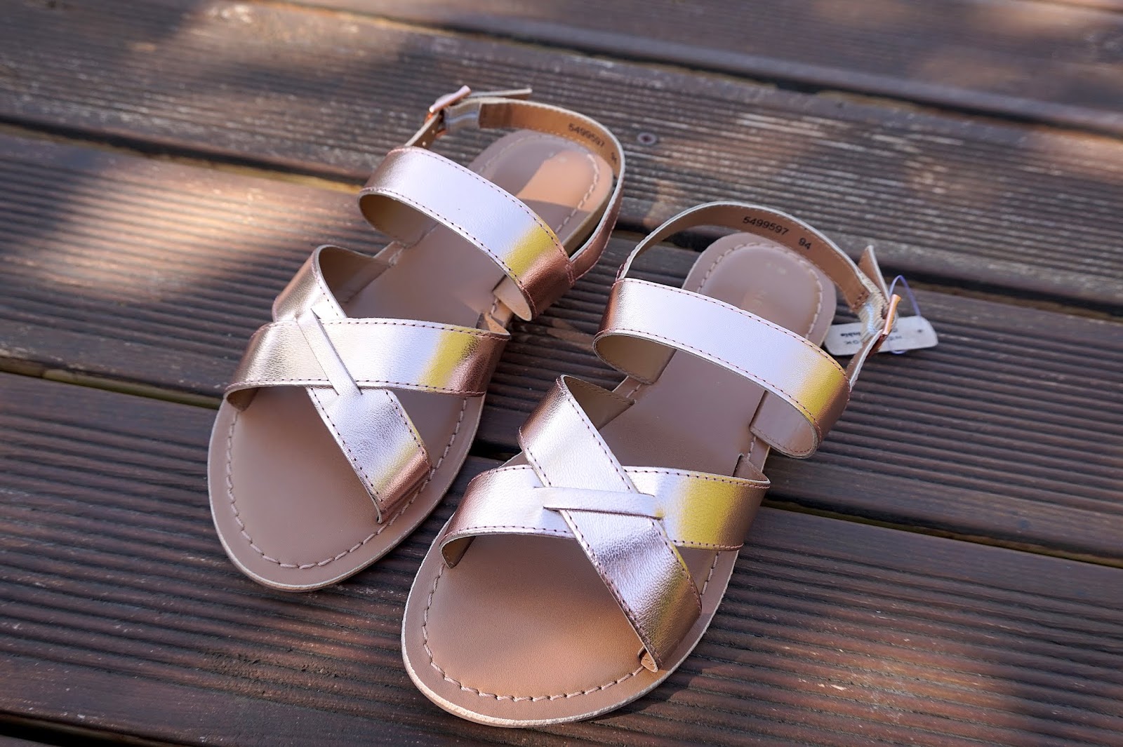 gold flip flops new look