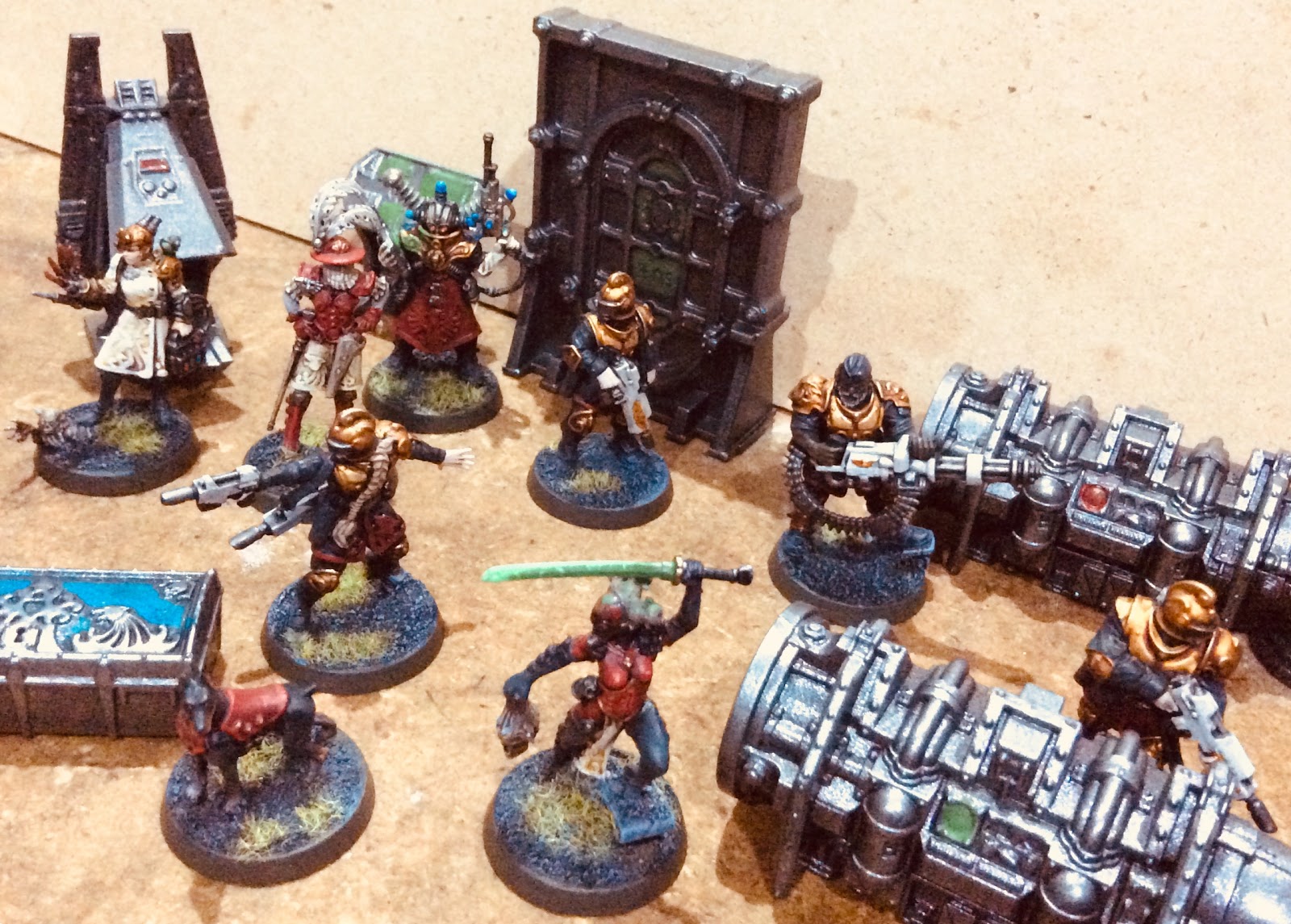 Rogue trader бездонный провал. Rogue trader imperial guard miniatures. Rogue trader бездонный провал. Rogue trader игра 1987. Rogue trader techmarine.