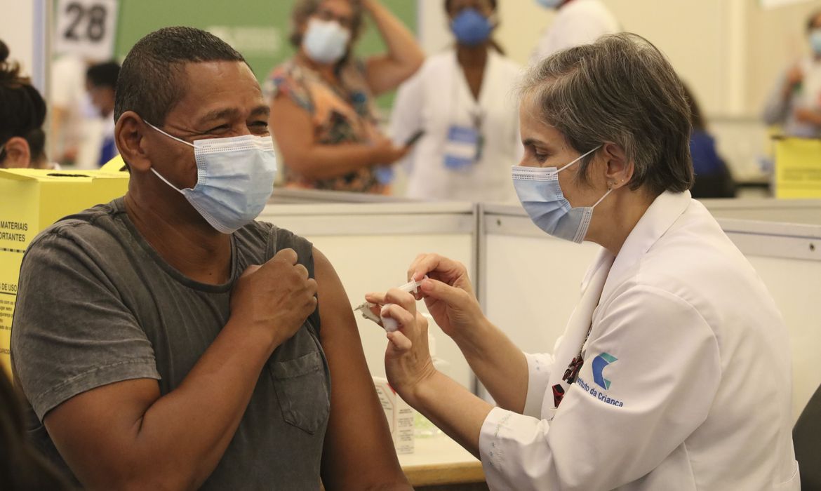 Governo lança campanha publicitária de vacinação Covid 19