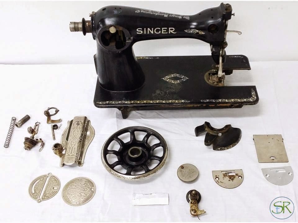 Sandáraca taller de Restauración: Maquina de coser Singer. Primera