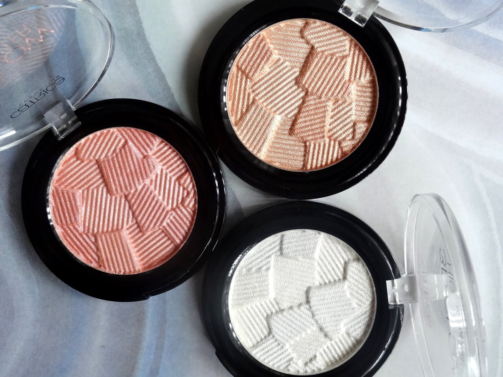 Makeup Beauty And More Catrice 3d Glow Highlighters