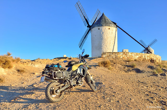 BMW F800GS Adventure. Trail Forever: Castillos y Olivos