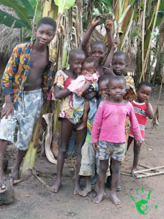 Bambini del villaggio di Atchanvé, Togo, Africa