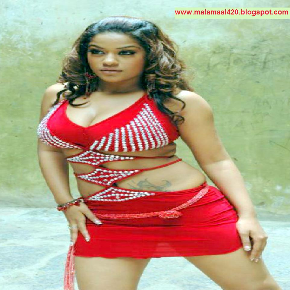 Mumaith Khan Xxxsex Vidos - Girls: Mumaith Khan Hot Lingerie & Navel Bra Hot Pictures,