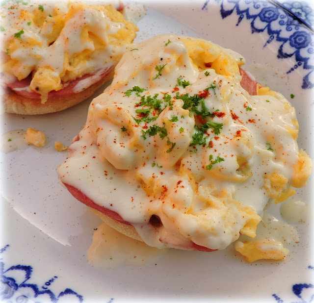Scrambled Eggs Benedict