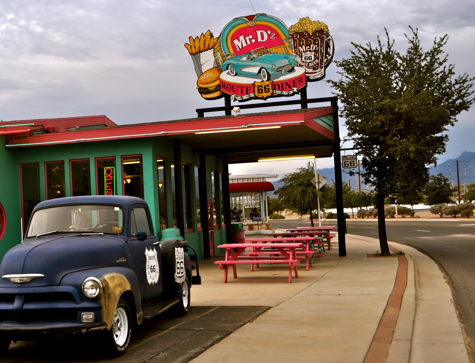 Придорожные кафе на трассе. Аризона трасса 66. США трасса 66. Кафе Route 66 в Америке. Route 66 трасса в Америке.