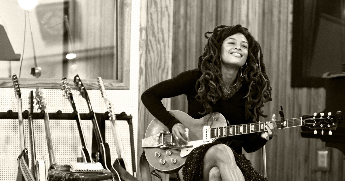 Blues women. жюстин джонсон. женщина с микрофоном картина. Anthology women (антолоджи вумен). Santana - while my guitar gently weeps (feat: india arie & yo-yo ma).