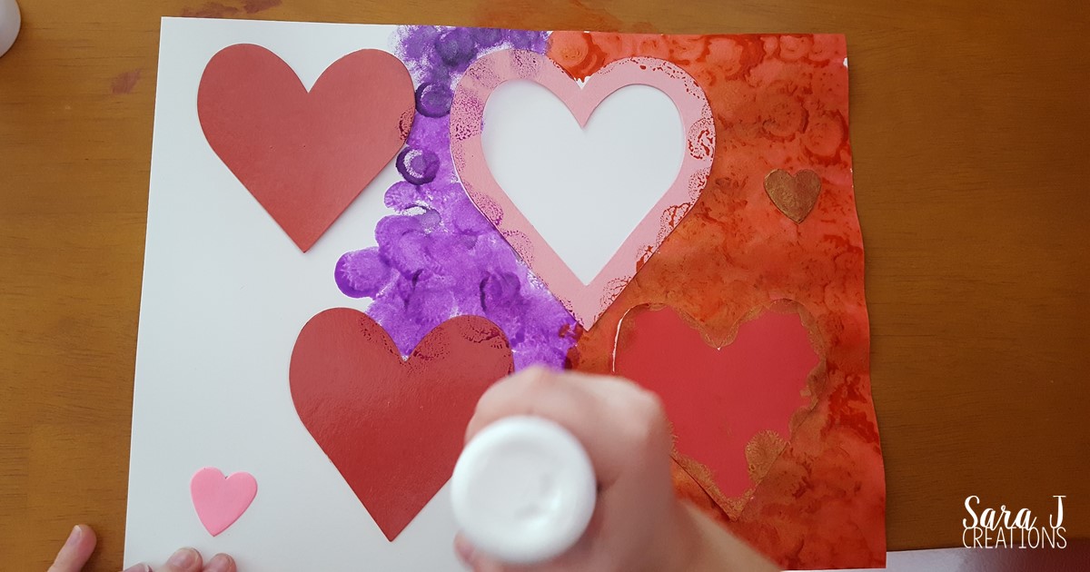 This is an idea for a Valentine's Day heart craft for kids that is so easy yet so so cute and colorful.  