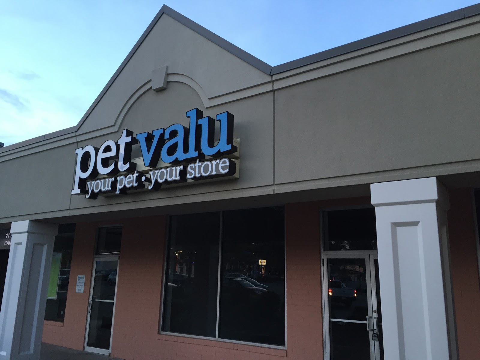 Media Mash Big News Pet Valu Moving In To The Media Shopping Center