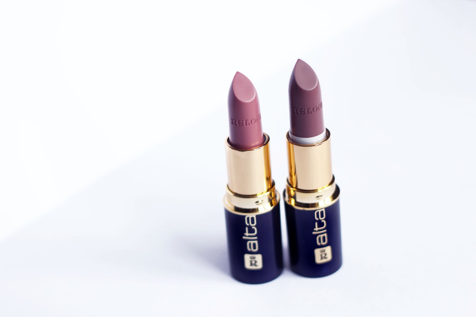 Alta moda от relouis тон 6. помаду alta moda. 02 rosy. Relouis помада губная матовая "alta moda" 01. помада relouis alta moda 04.