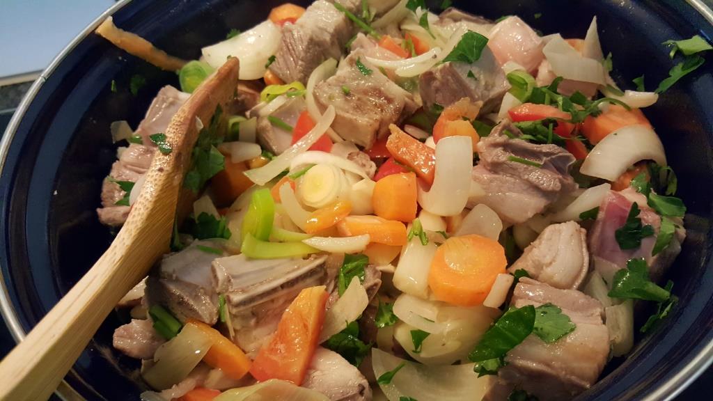 eat-culture: Lammeintopf mit Rosinen und Gemüse (Lamb stew with raisins ...