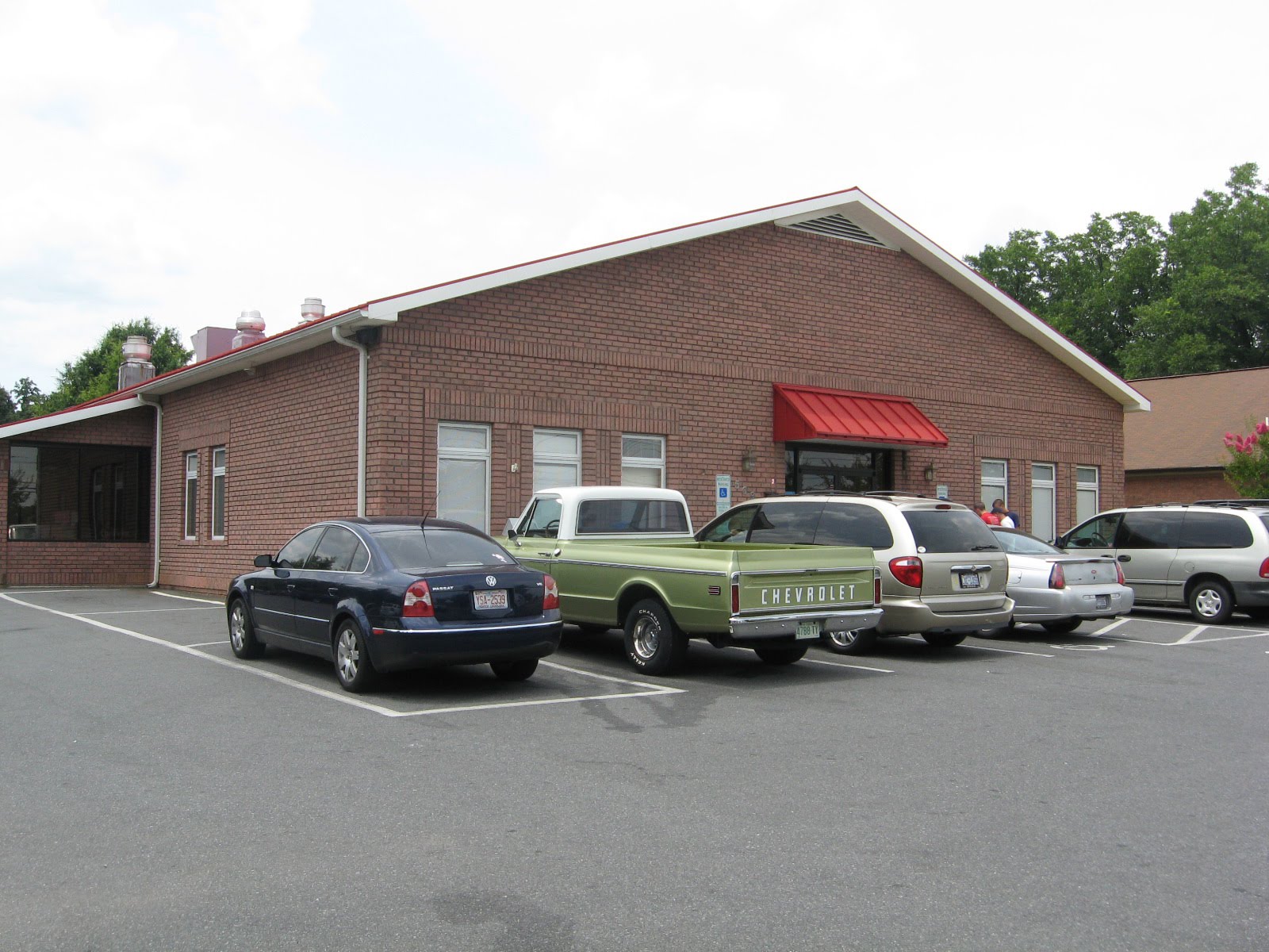 Barbecue Master Wink's Barbecue Restaurant Salisbury, North Carolina