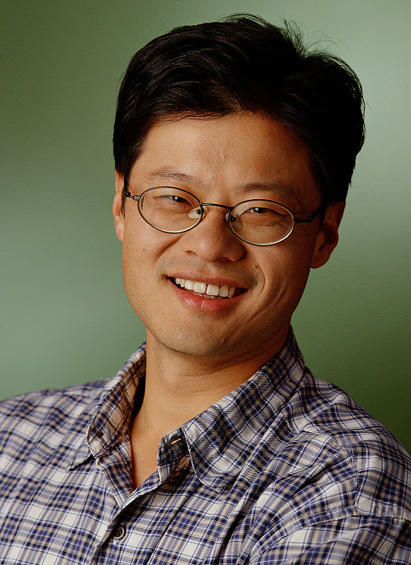 джерри янг. Jerry yang. основатель яхо. Jerry yang. создатель yahoo.