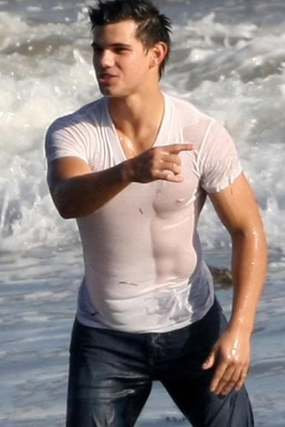 Taylor Lautner Shirtless