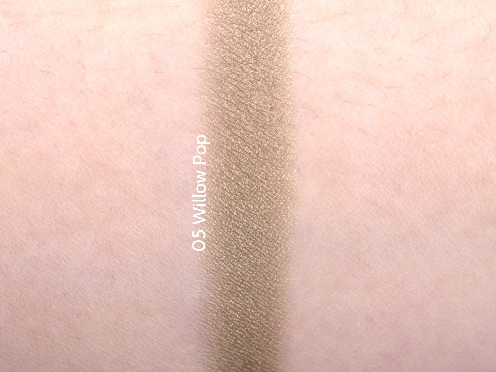 Clinique Lid Pop Eyeshadows: Review and | The Happy Sloths: Beauty, Makeup, and Skincare Blog with Reviews and Swatches