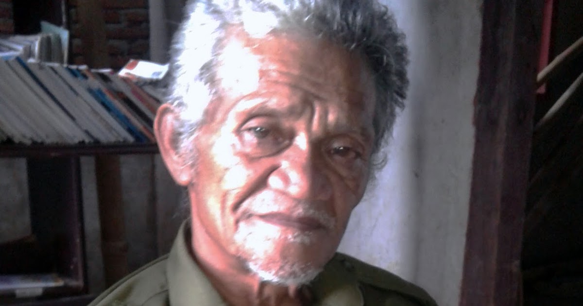 Dominggus, Majukan Desa di Kaki Gunung Mambuliling - Lentera Sulawesi