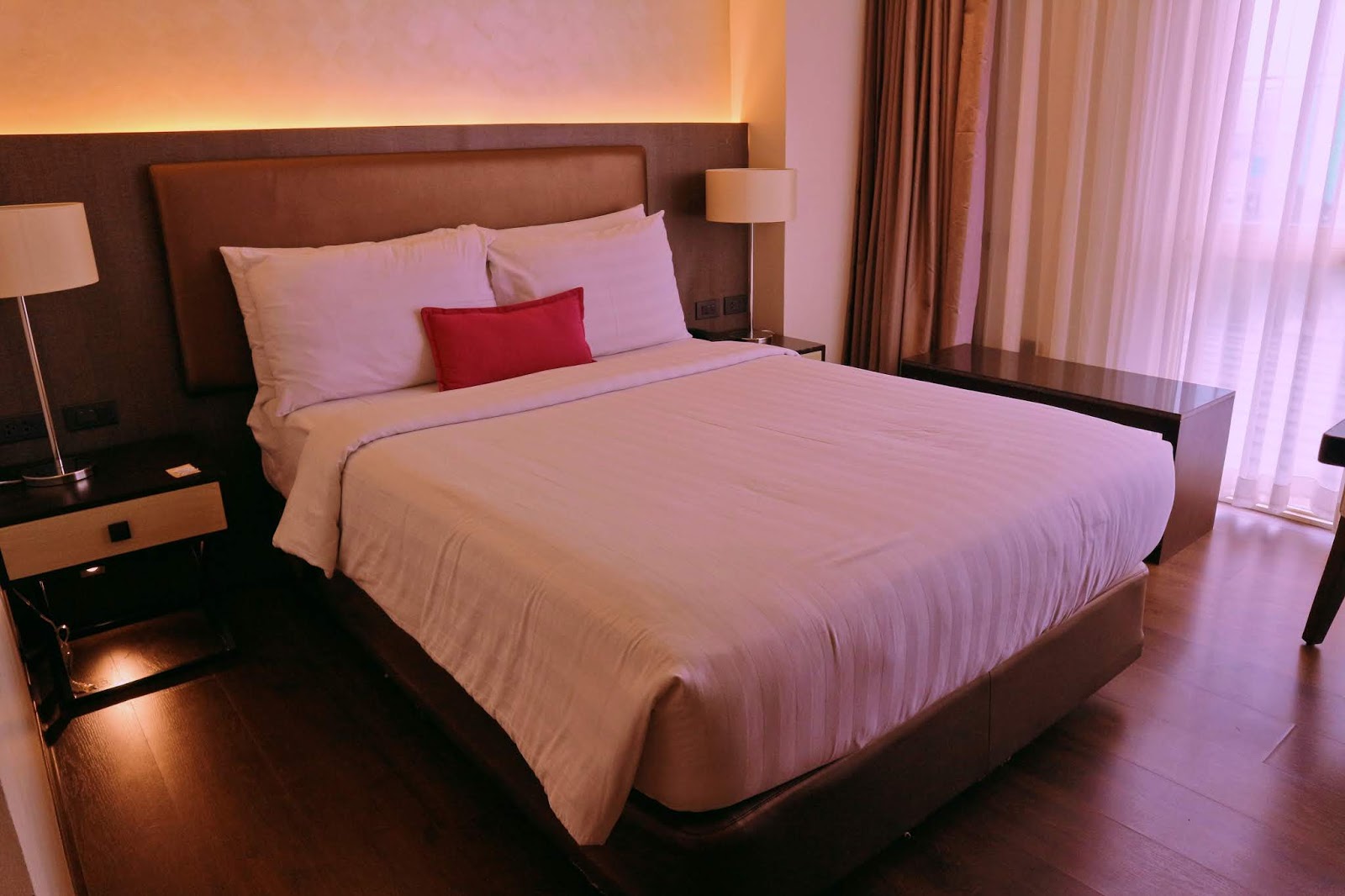 Home Crest Hotel Davao Jexx Hinggo Deluxe Room