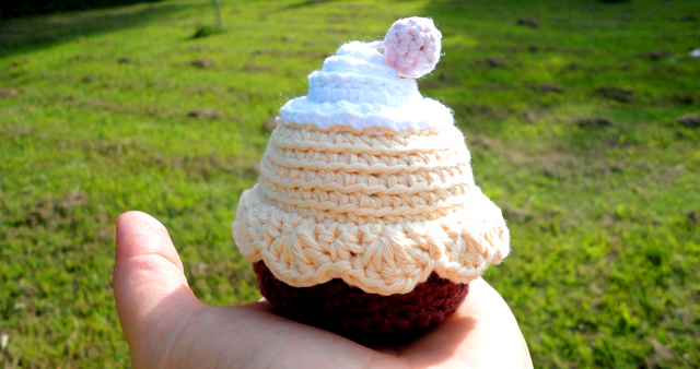 como tejer cupcake amigurumi crochet patron gratis