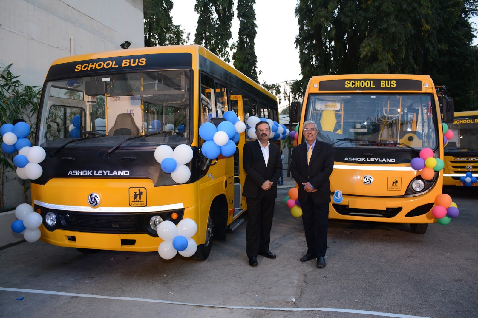 SILICON VILLAGE Next Gen Ashok Leyland School Bus Sunshine and New