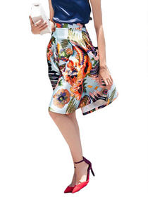 Model dan desain rok pendek wanita remaja motif bunga terbaru