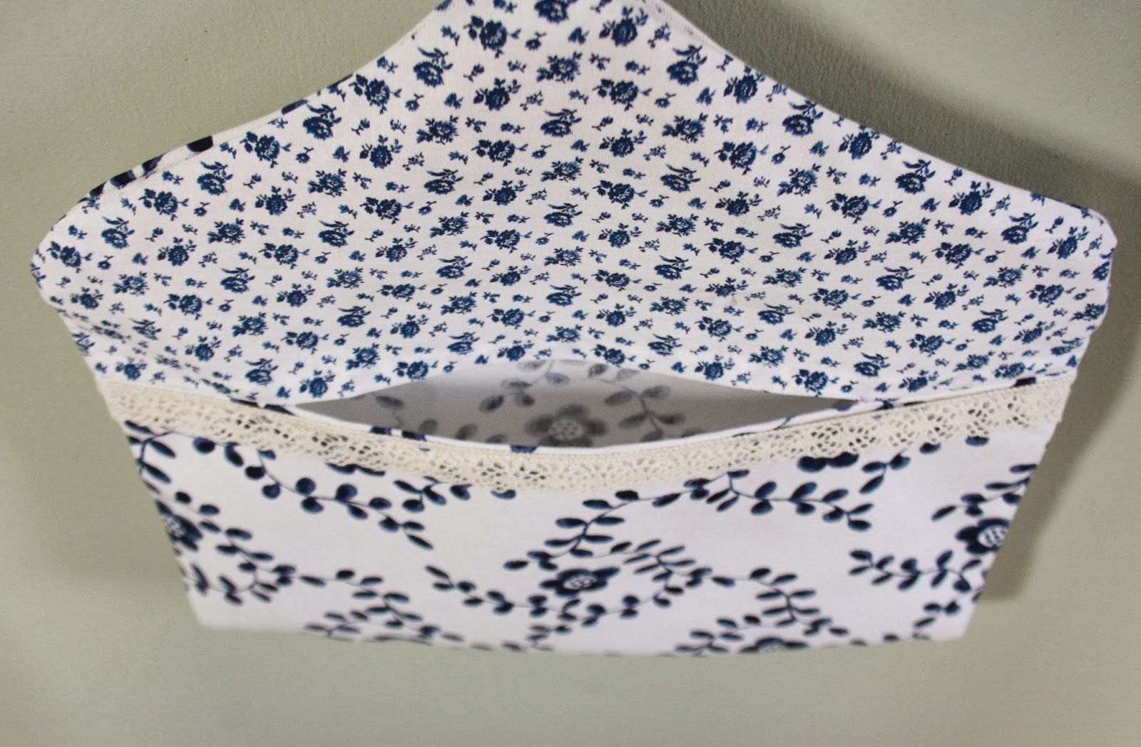 Tales from a happy house. How to Make a Peg Bag