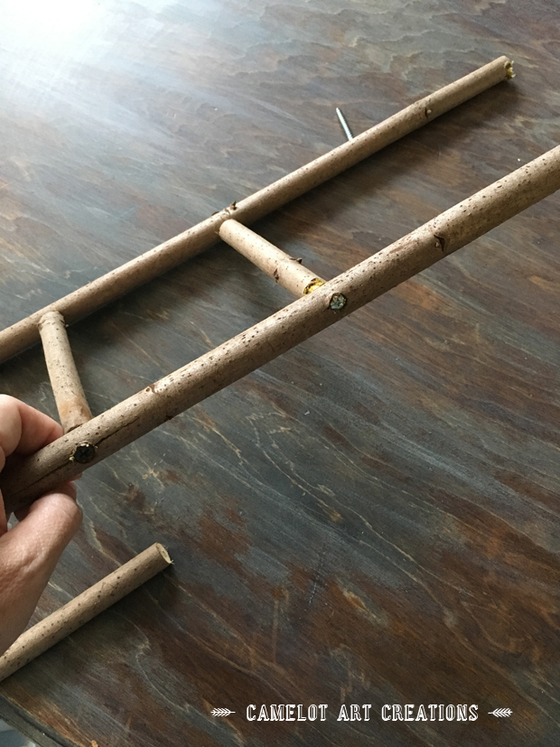 Camelot Art Creations Mini Stick Ladder