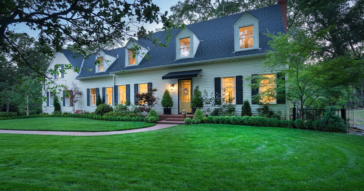 Sarah Ratliff, Realtor On the Market Now