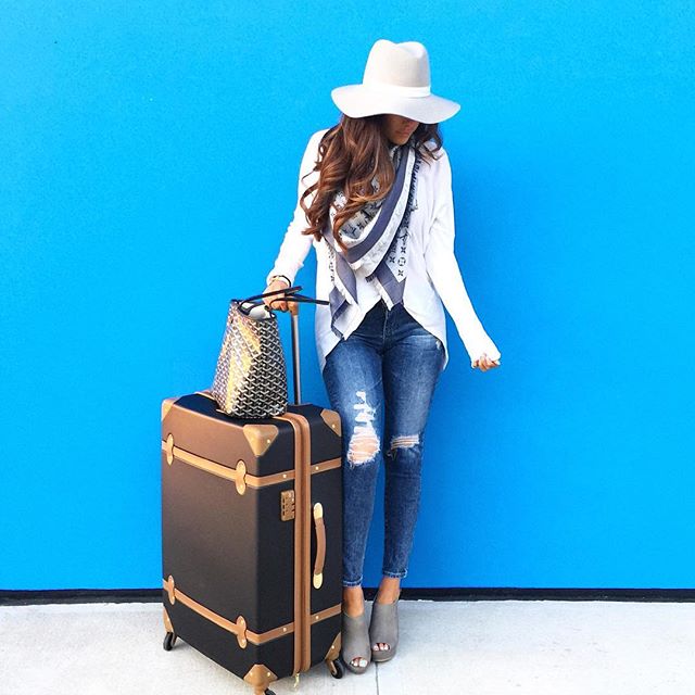 White sweater, louis vuitton, lv luggage, airport style, neverfull