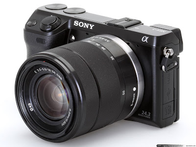 Sony NEX-7 with Trinavi feature, HDR camera, built-in flash, photography, professional camera, 3D sweep panorama, OLED, HD movies, picture effect mode, creative filters, 2 Ghz Octa-Core Processor, APS-C CMOS sensor