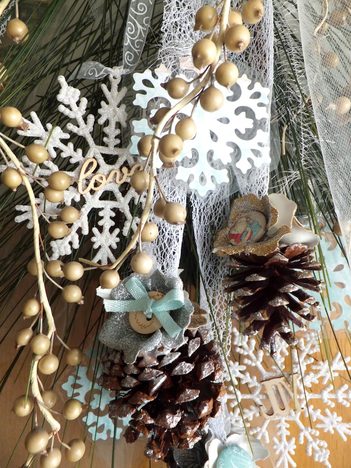 FotoBella Prima Holiday Jubilee Door Wreath