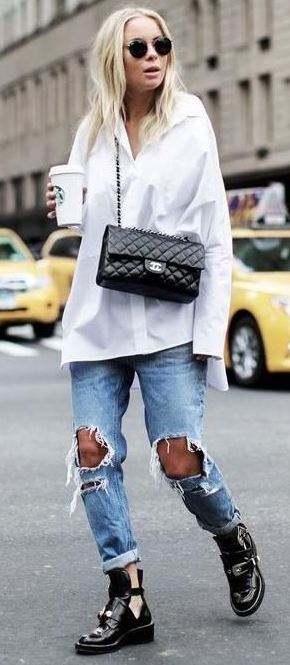street style obsession / white shirt + bag + boots + distressed jeans