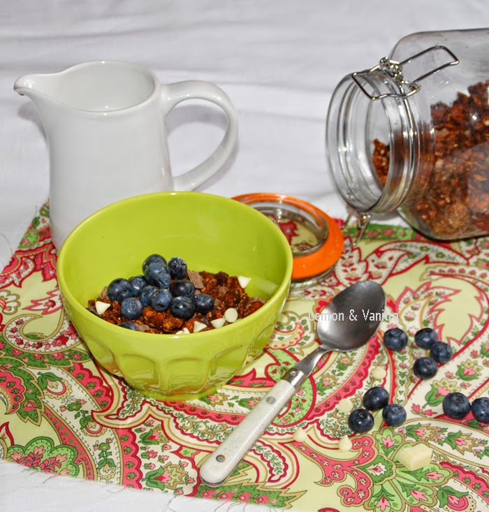 Rachel Khoo triple chocolate granola / Granola de 3 chocolates da