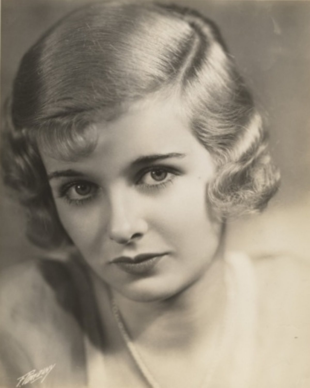 Film Noir Photos The Eyes Have It Joan