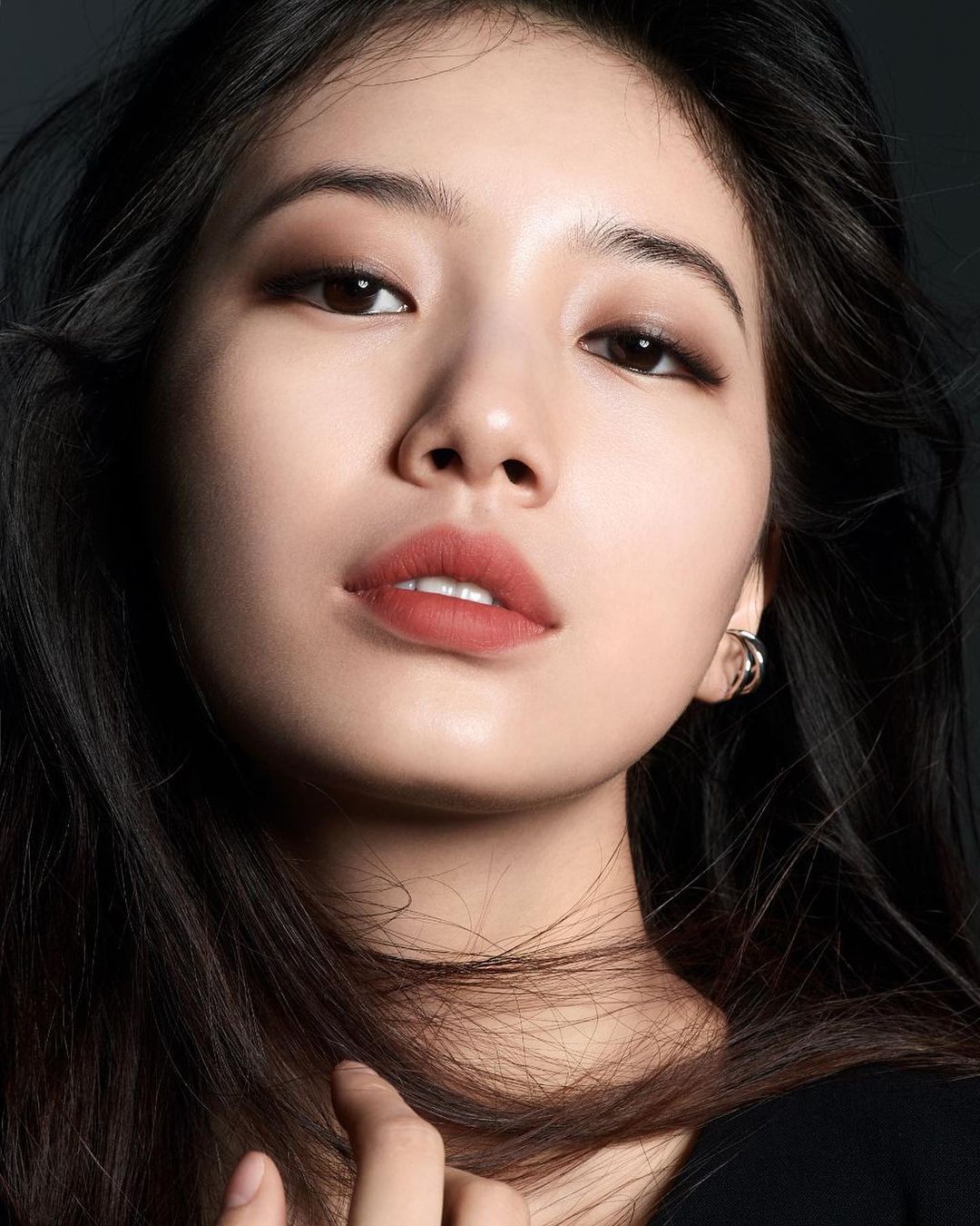 Profil,Akun Instagram dan Perjalanan Karir Bae Suzy,Beserta Daftar 7  Drama,Film Dan Awardnya - Pojok Seru