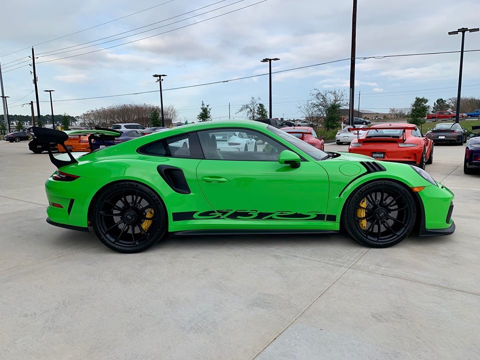 So Sieht Ein Grunes Auto Aus Porsche Gt3 Rs