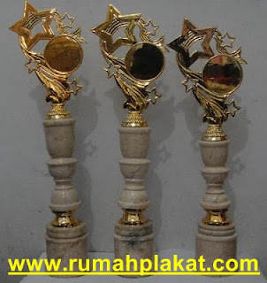 trophy award, tempat buat piala, jual trophy, 0812.3365.6355, www.rumahplakat.com