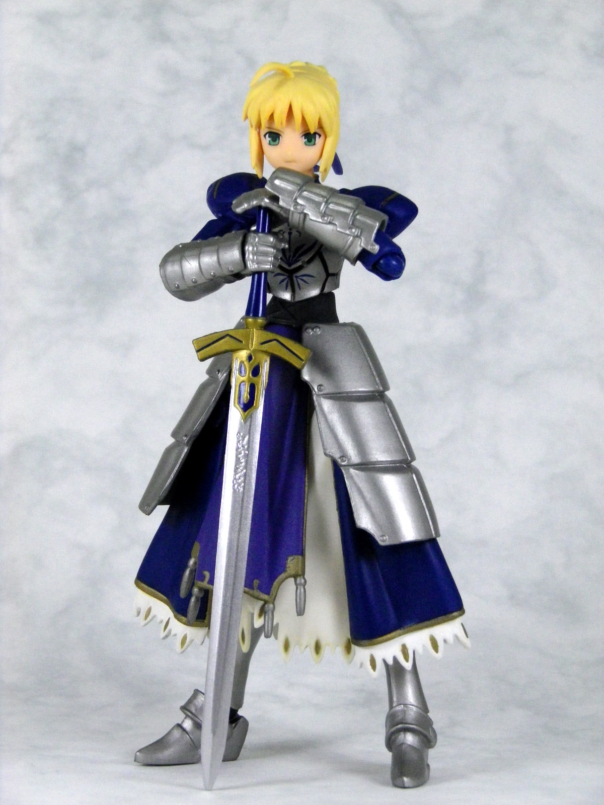 バミリア 10 15 Figma Fate Stay Night セイバー甲冑ver