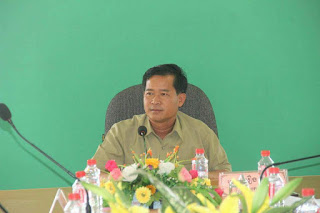 Mr. Soeung Socheat, Governor of Kamchay Mear District, told the officials that .....